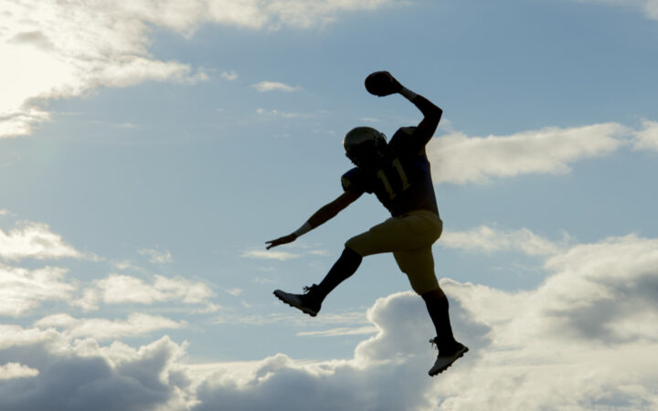 A FAN FAVORITES LOOK AT TOP CANDIATES FOR THE HEISMAN TROPHY