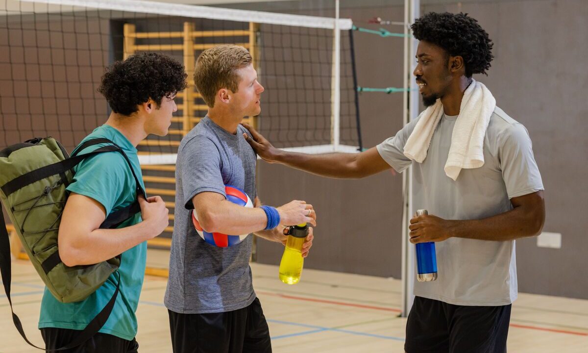 Understanding NIL Rules for International Student-Athletes: F-1, P-1, and O-1 Visa Options