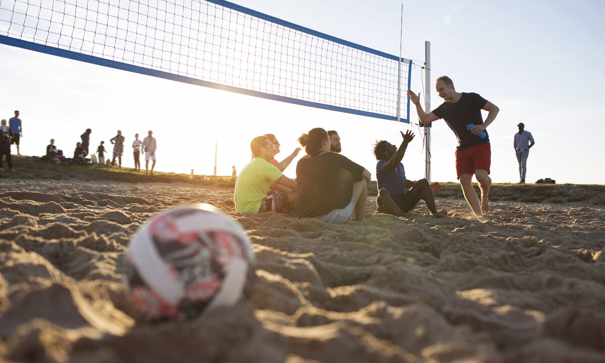 Beach Volleyball NIL Deals and College Athlete Earnings