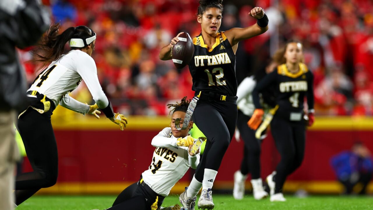Flag Football NIL: How Fans Support College Flag Football Players