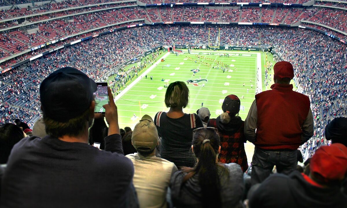 Mid-American Conference NIL Deals: How Fans Support MAC Athletes