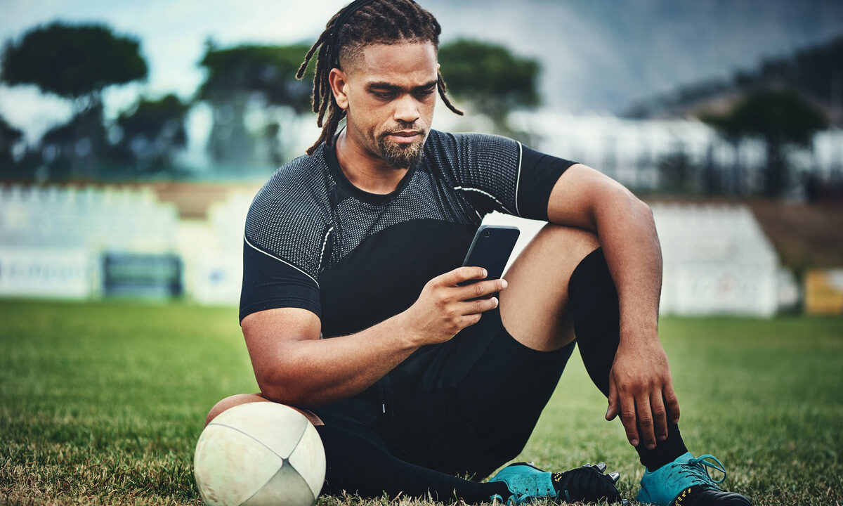 How Athletes Can Build a Fan Following in the NIL Era
