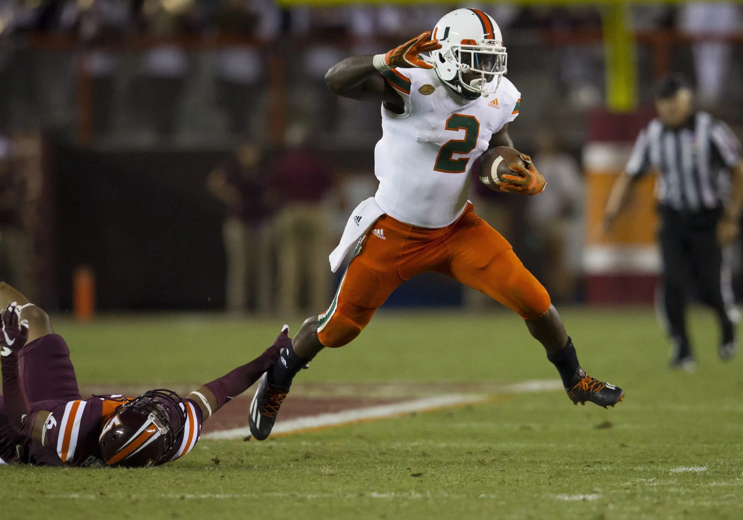 college athlete football game