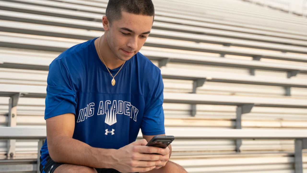 athlete social media earnings