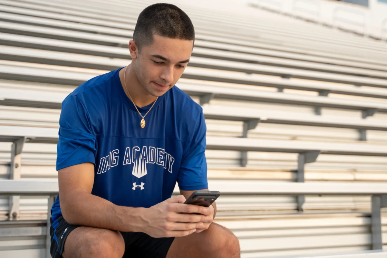 athlete social media earnings