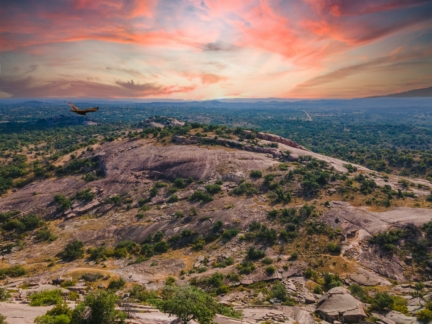 j amill santiago xbobckvgweq unsplash
