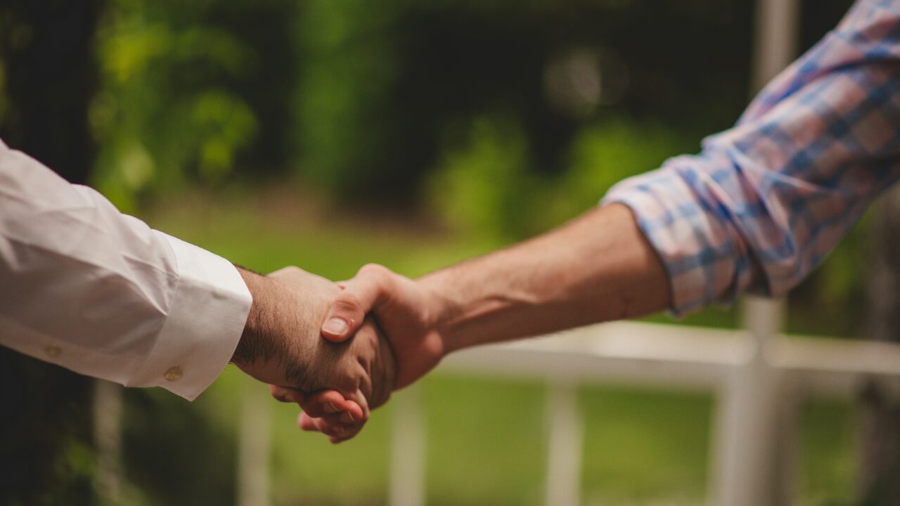 Crocs nil deals: How College Athletes Win Partnerships